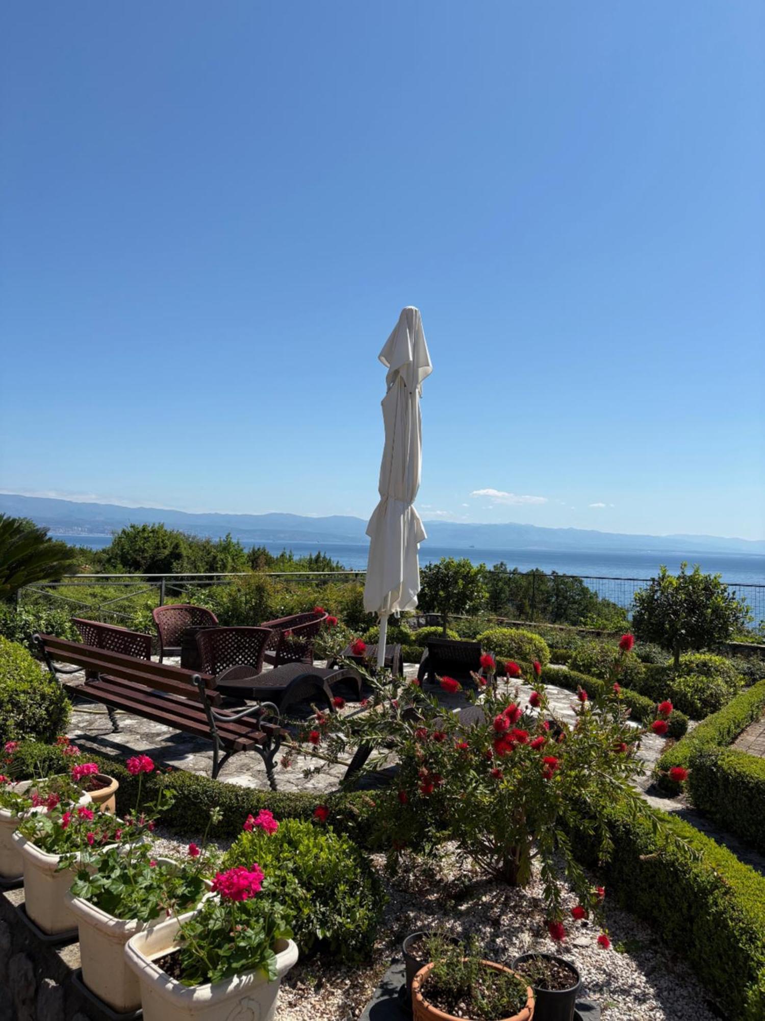 Mošćenička Draga Bed And Breakfast Villa Iris מראה חיצוני תמונה