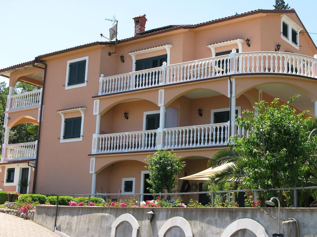 Mošćenička Draga Bed And Breakfast Villa Iris מראה חיצוני תמונה