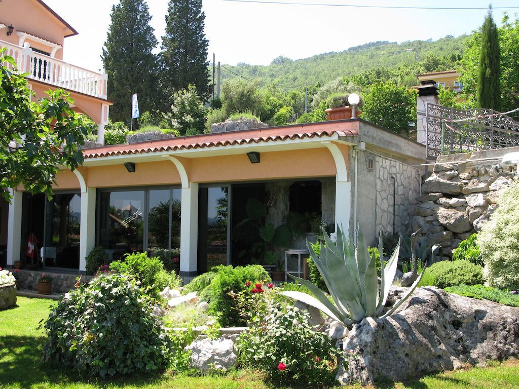 Mošćenička Draga Bed And Breakfast Villa Iris מראה חיצוני תמונה